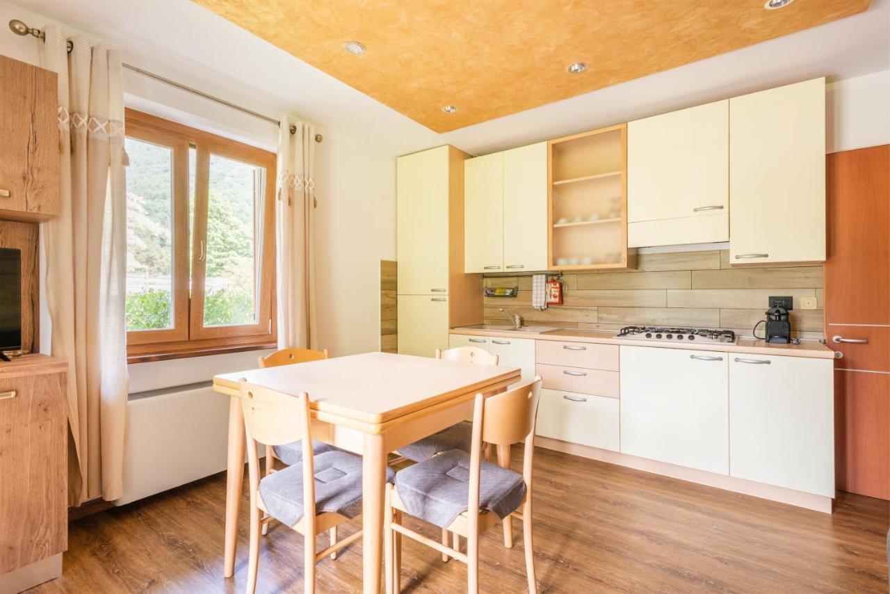 Casa Lucia Lejlighed Pieve di Ledro Eksteriør billede