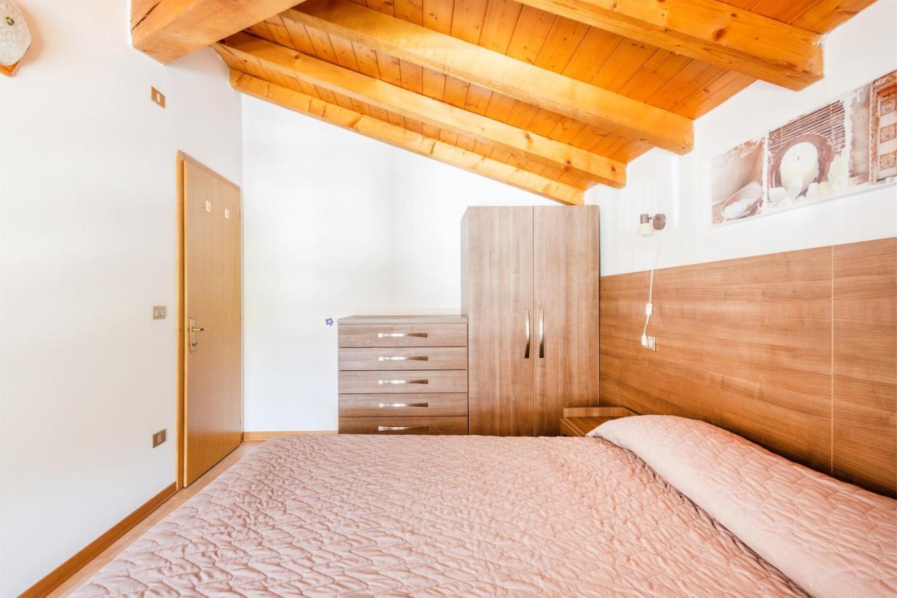 Casa Lucia Lejlighed Pieve di Ledro Eksteriør billede